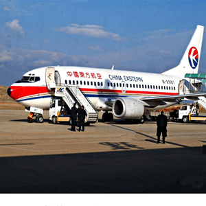 西安咸阳空运航空快运业稳步发展的原因是什么？